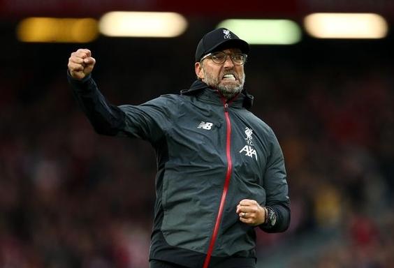 渣叔也有1米9!克洛普与2米01的高佬克劳奇合照,只矮半个头