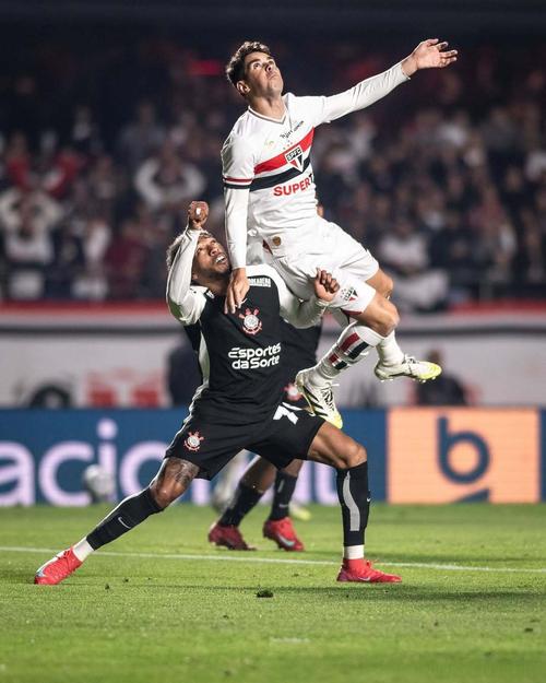 杜埃：我们今天取得了一场漂亮的胜利我尽力在每场比赛帮助球队