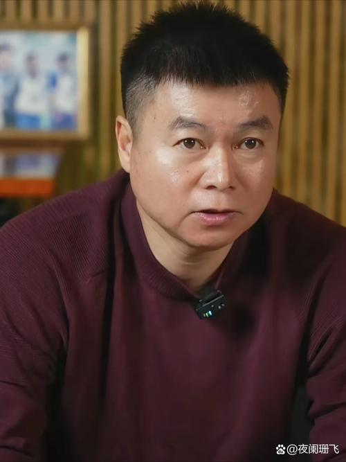 足球报：于根伟直播回应效果不佳，反而引起了不小的争议