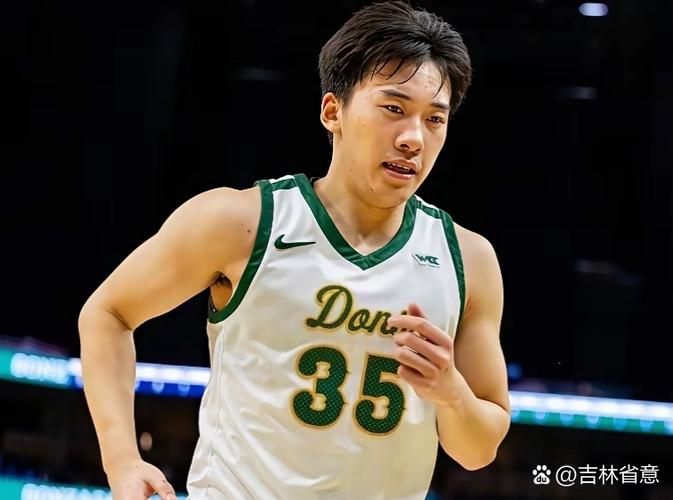 经纪公司官宣：中国男篮国手王俊杰申请转校在旧金山不受重视