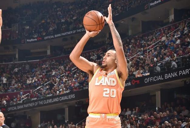 前一场拿下0分后，爵士锋线新星面对骑士迅速找回了应有的水准