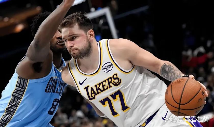 杰伦威谈东契奇受伤：那一刻让人不寒而栗希望他能早日康复